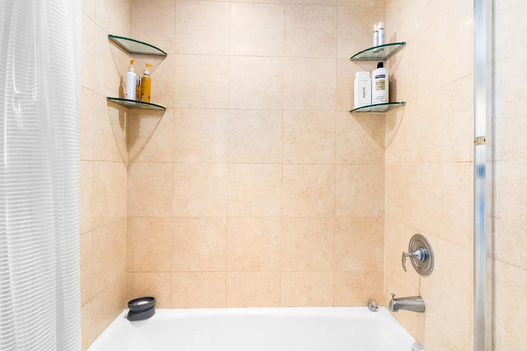 18911 Collins Avenue - Photo 47