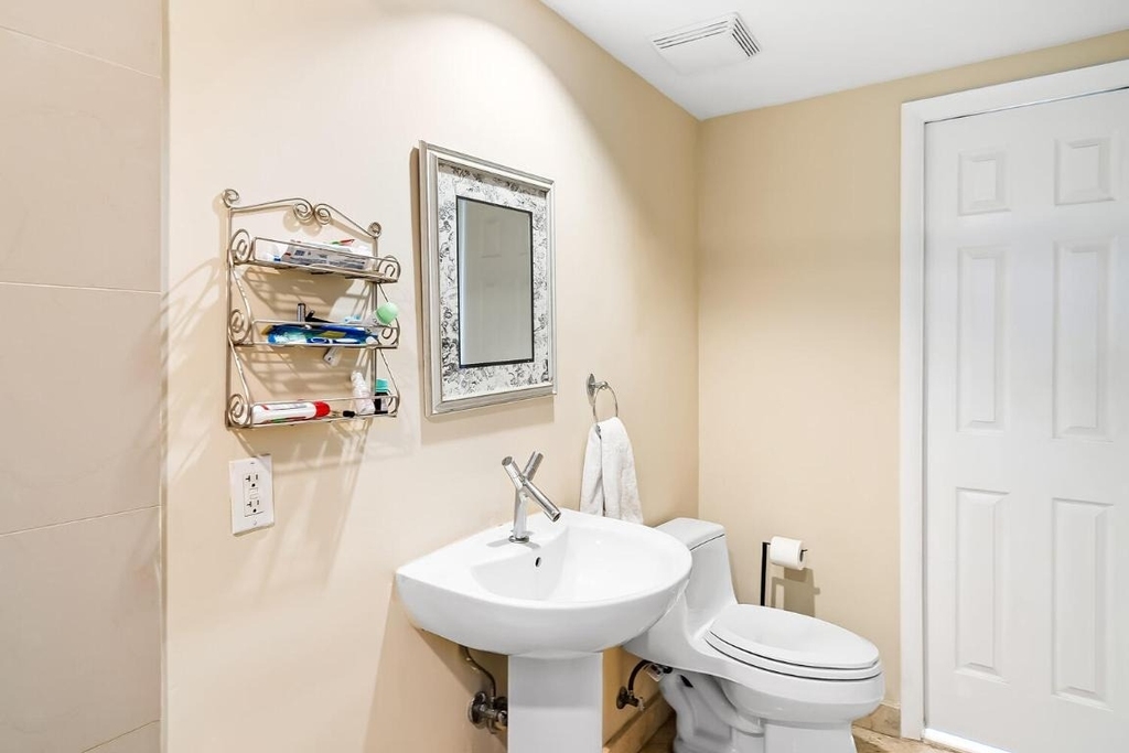 18911 Collins Avenue - Photo 42