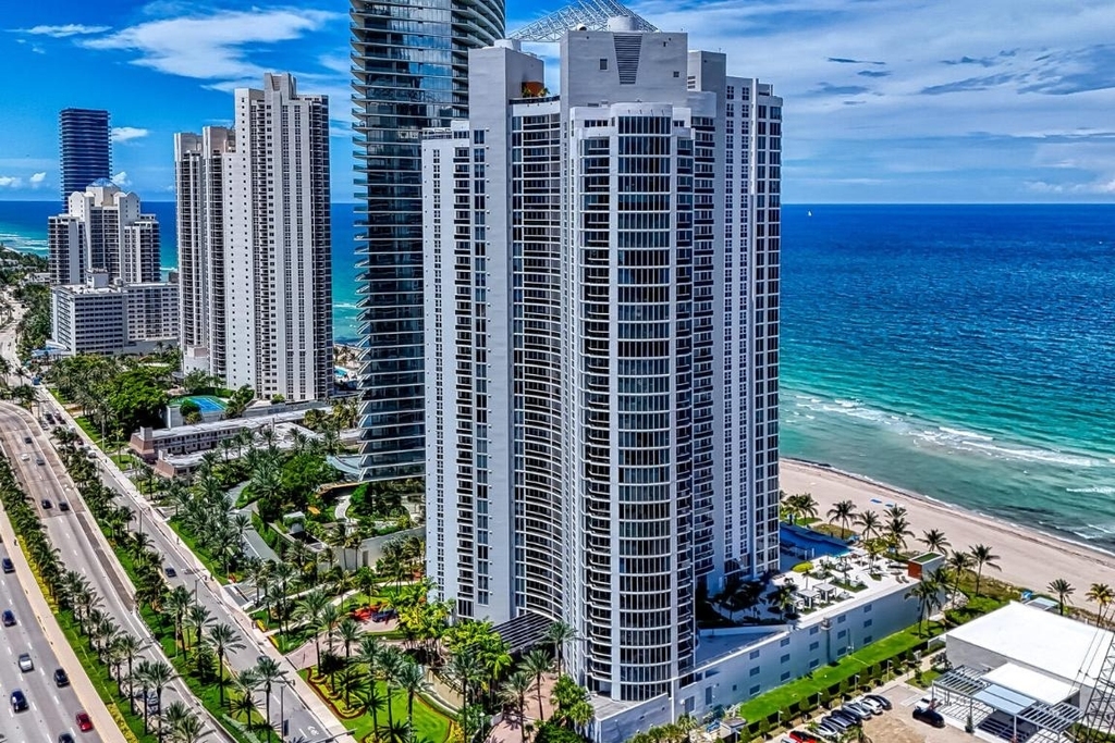 18911 Collins Avenue - Photo 85