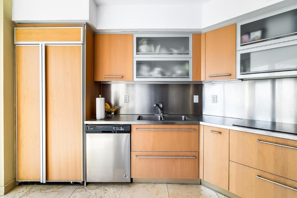 18911 Collins Avenue - Photo 28