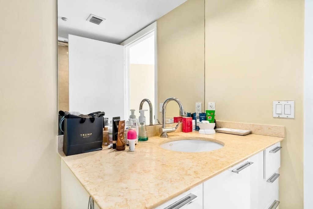 18911 Collins Avenue - Photo 48