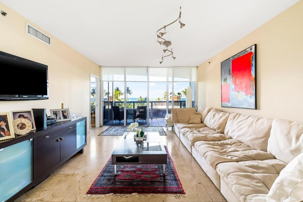 18911 Collins Avenue - Photo 14