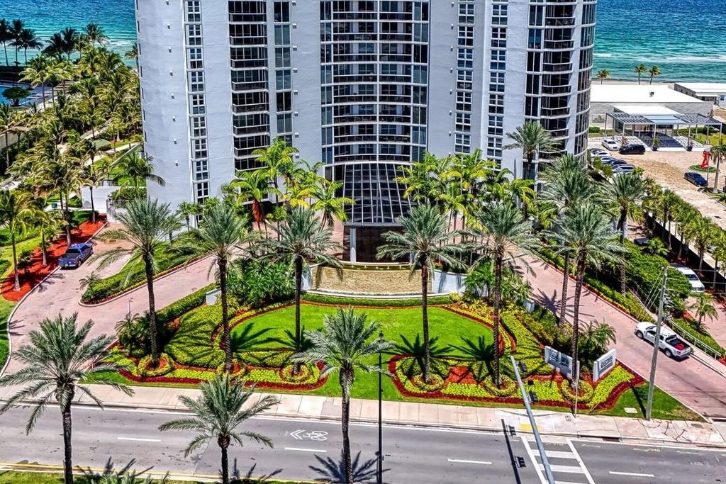 18911 Collins Avenue - Photo 84