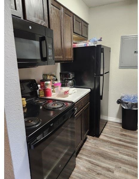 306 W Avenue D - Photo 6