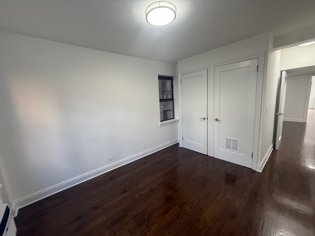 20 Beekman Place - Photo 8