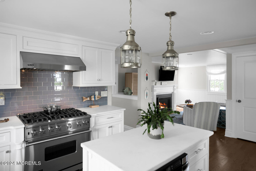 208 Neptune Place - Photo 17