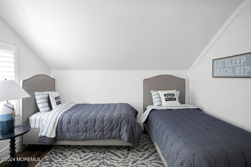208 Neptune Place - Photo 33