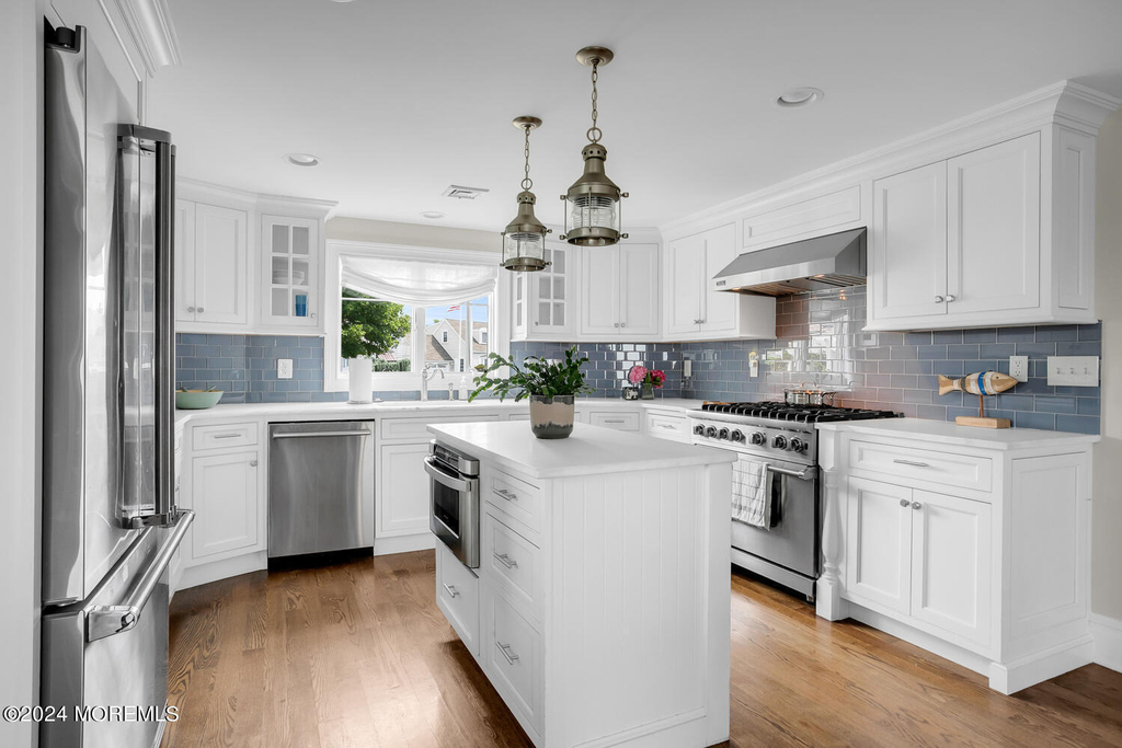 208 Neptune Place - Photo 20