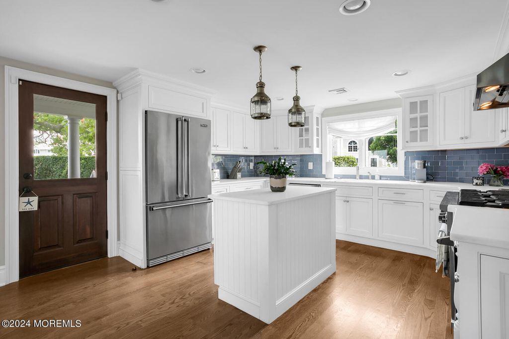208 Neptune Place - Photo 19