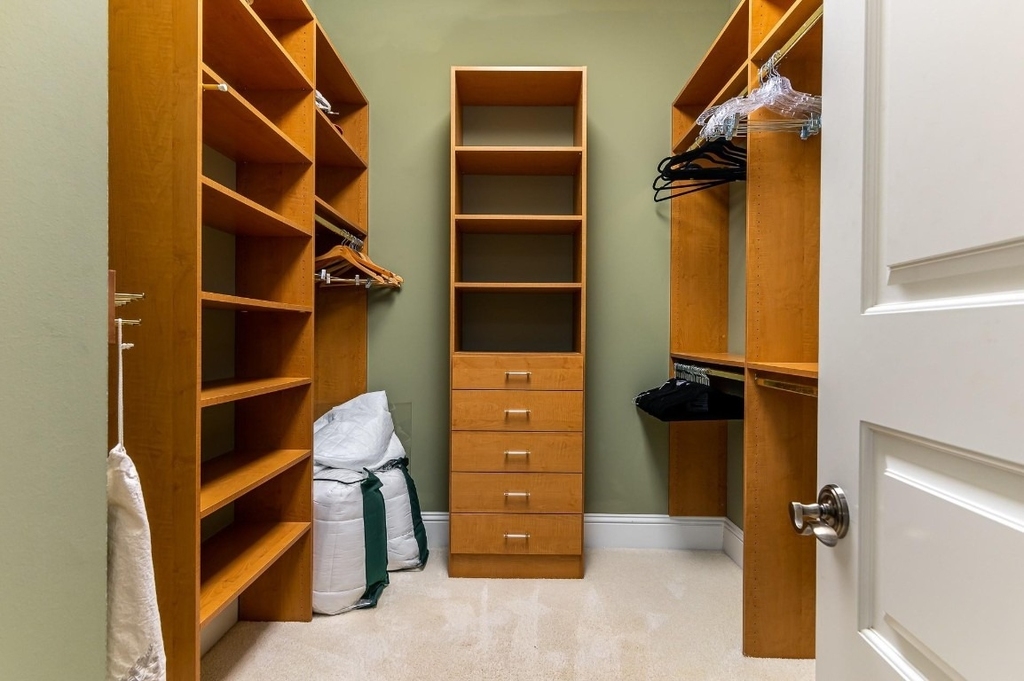 580 Admirals Way - Photo 14