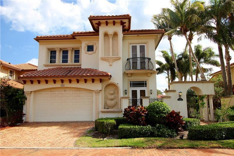 580 Admirals Way - Photo 1