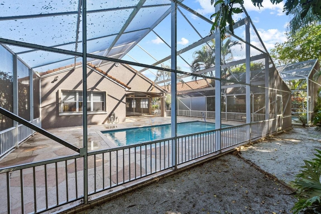 10860 Fairmont Village Drive - Photo 39