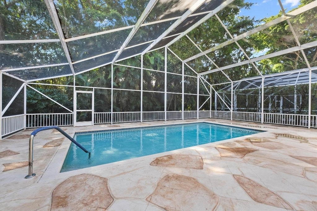 10860 Fairmont Village Drive - Photo 35
