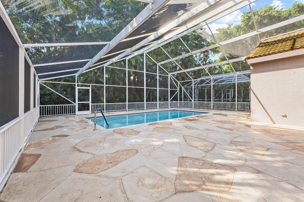 10860 Fairmont Village Drive - Photo 37