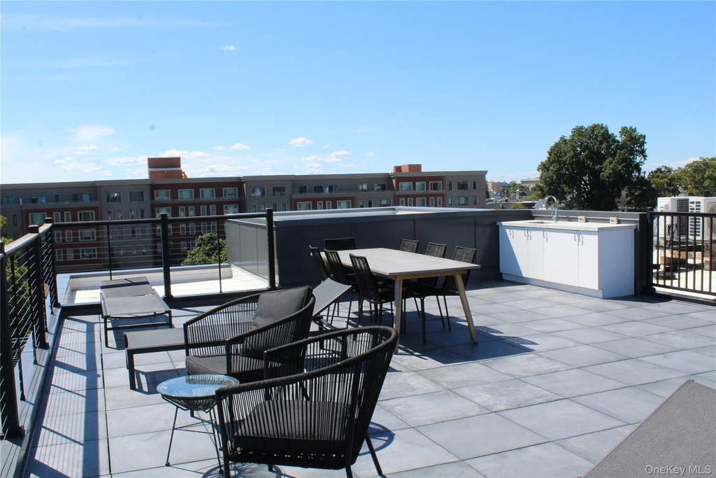 331 E Main Street - Photo 5