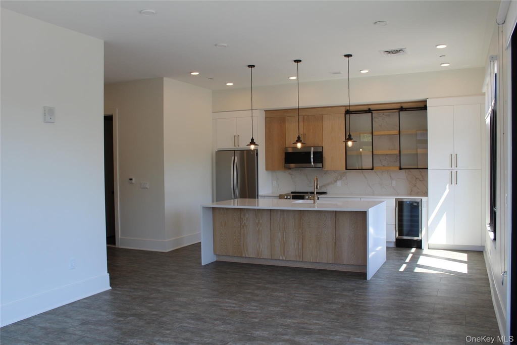 331 E Main Street - Photo 1