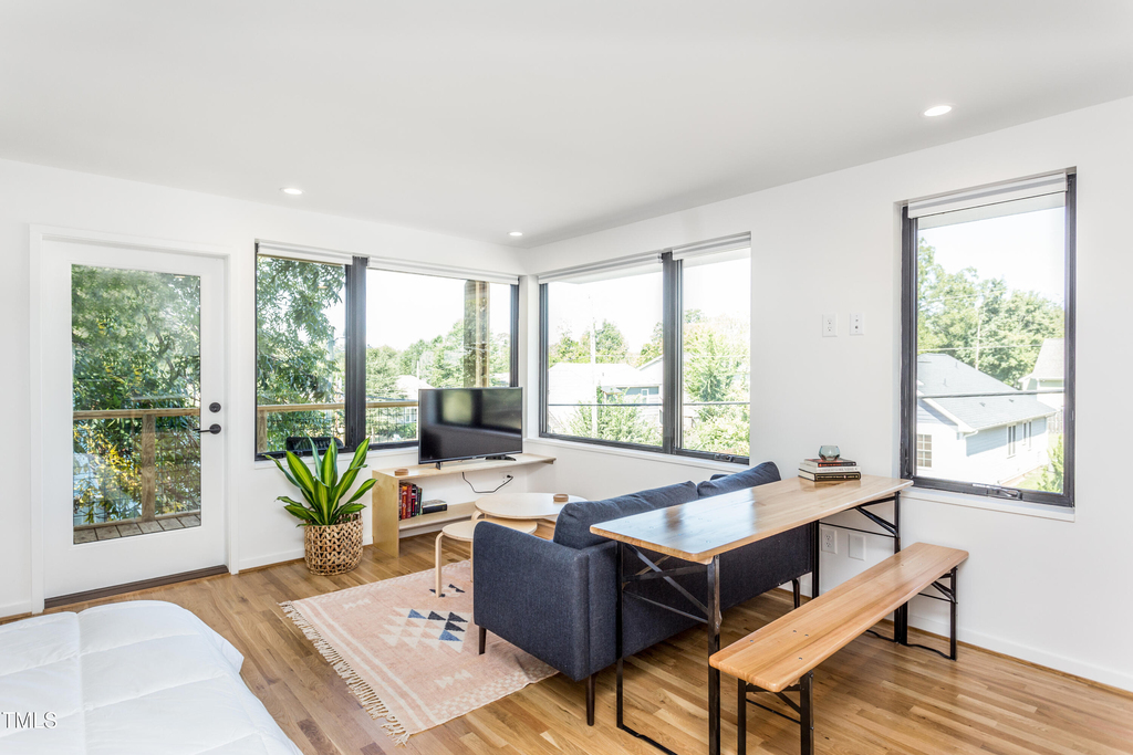 123 Idlewild Avenue - Photo 6