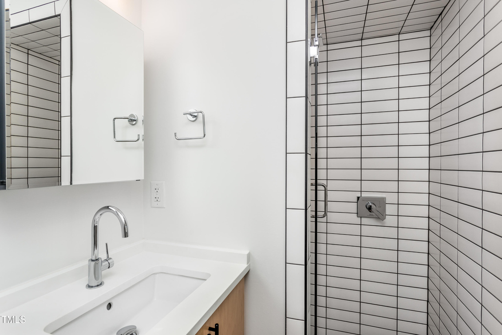 123 Idlewild Avenue - Photo 15