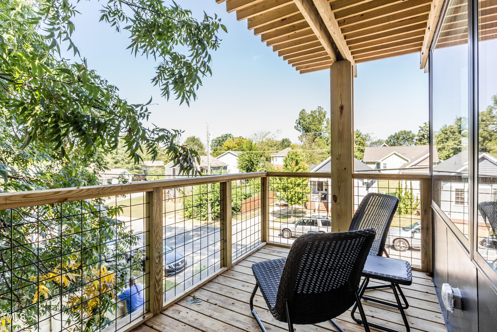 123 Idlewild Avenue - Photo 17