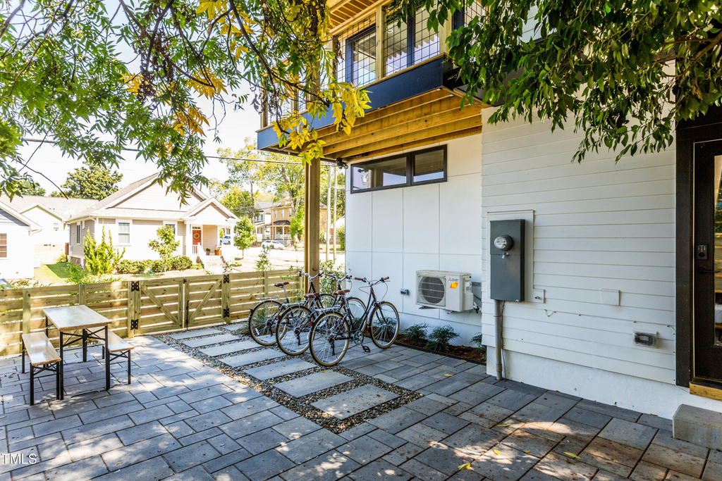 123 Idlewild Avenue - Photo 5