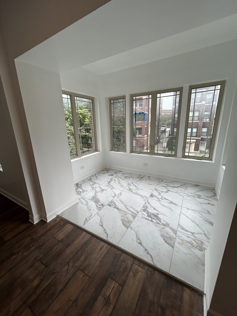 6016 S Saint Lawrence Avenue - Photo 5