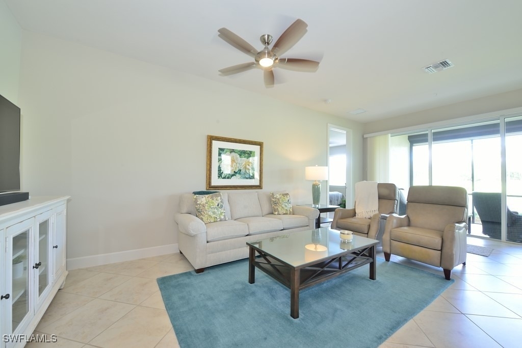 10271 Glastonbury Circle - Photo 3