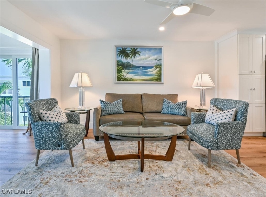 250 7th Avenue S - Photo 1
