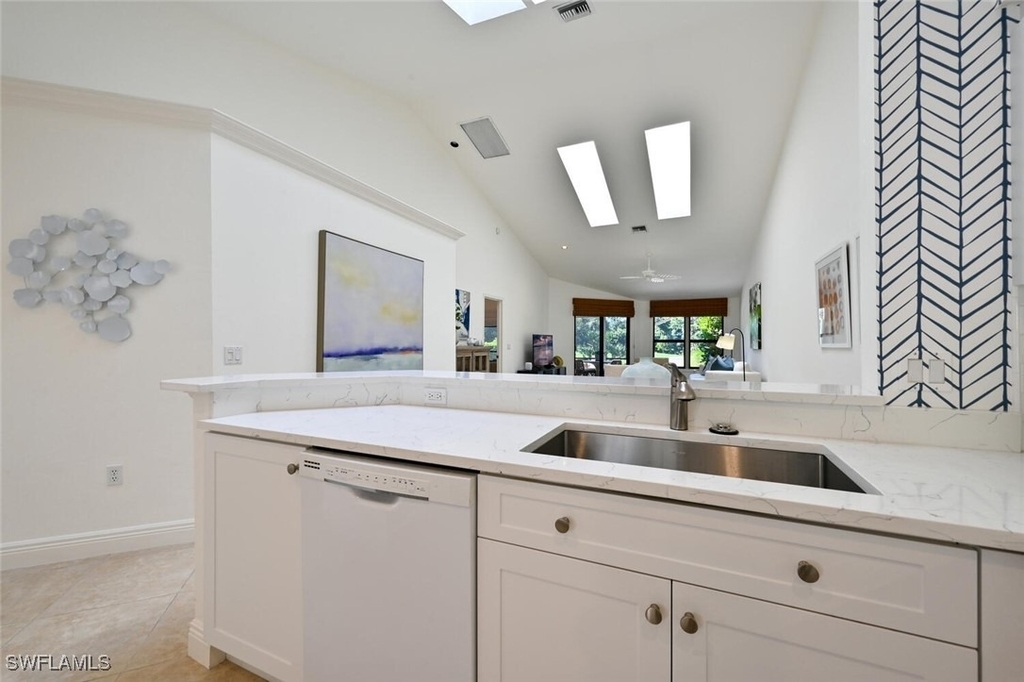 6631 Trident Way - Photo 15