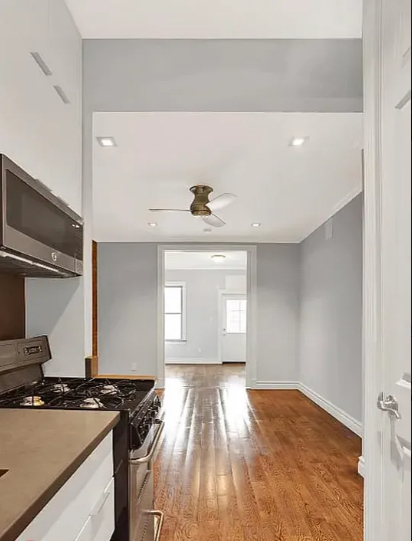 697 10th Avenue - Photo 2