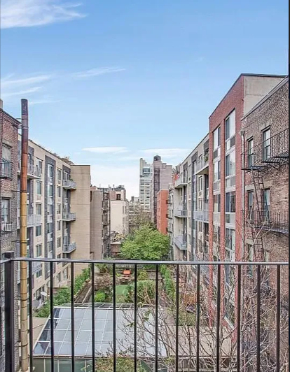 697 10th Avenue - Photo 5