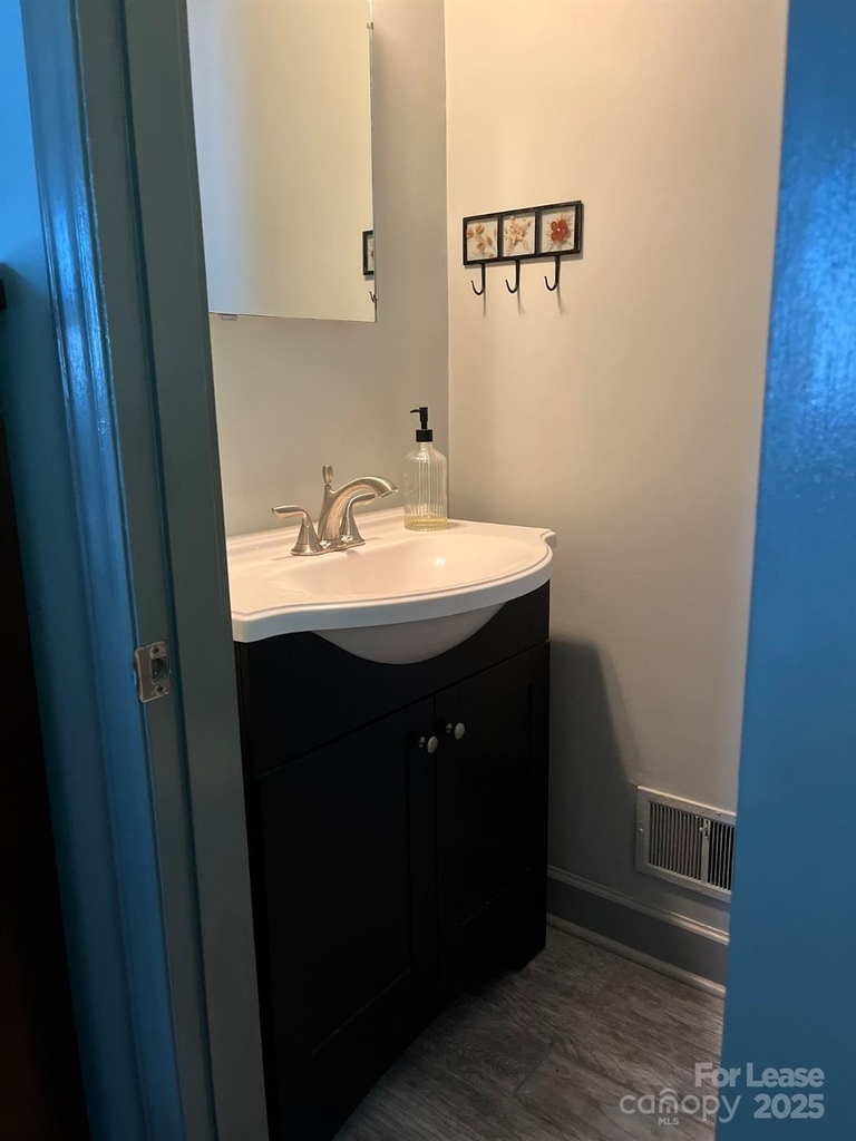 6734 Knollgate Drive - Photo 9