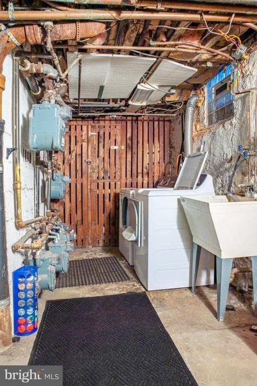 265 S 9th Street - Photo 10