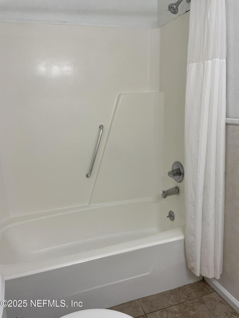4751 San Jose Manor Drive W - Photo 5