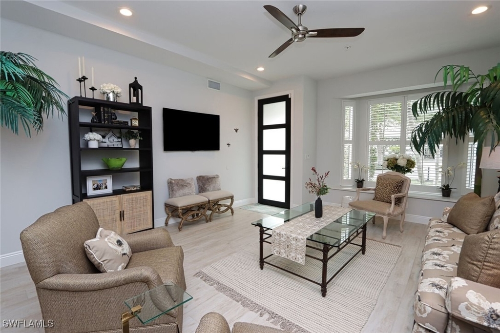 1165 4th Street S - Photo 4