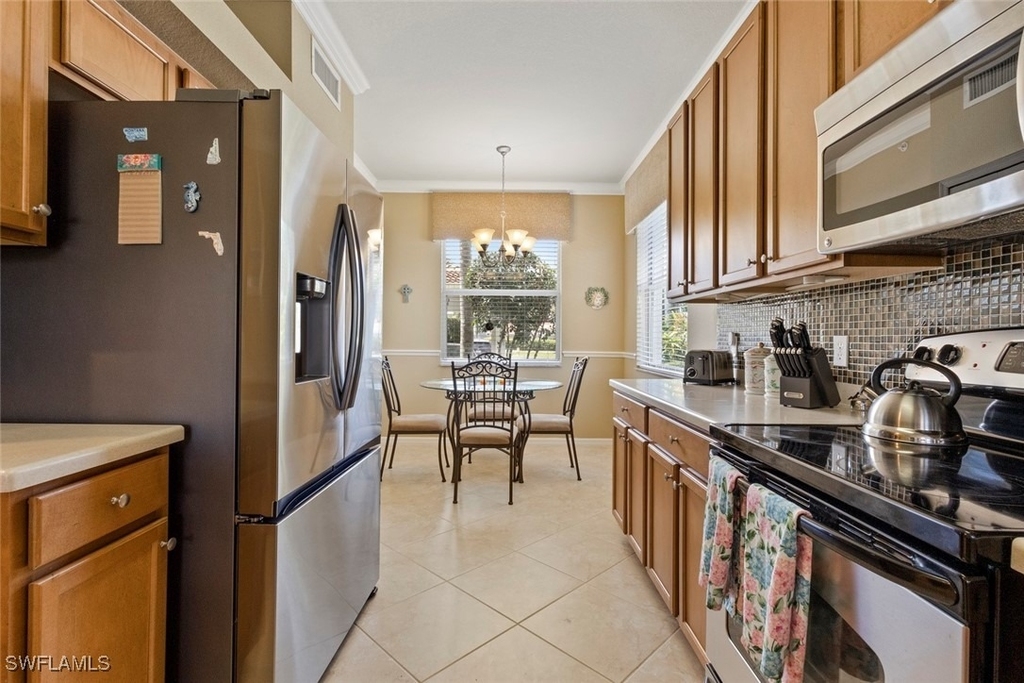 10337 Heritage Bay Boulevard - Photo 4