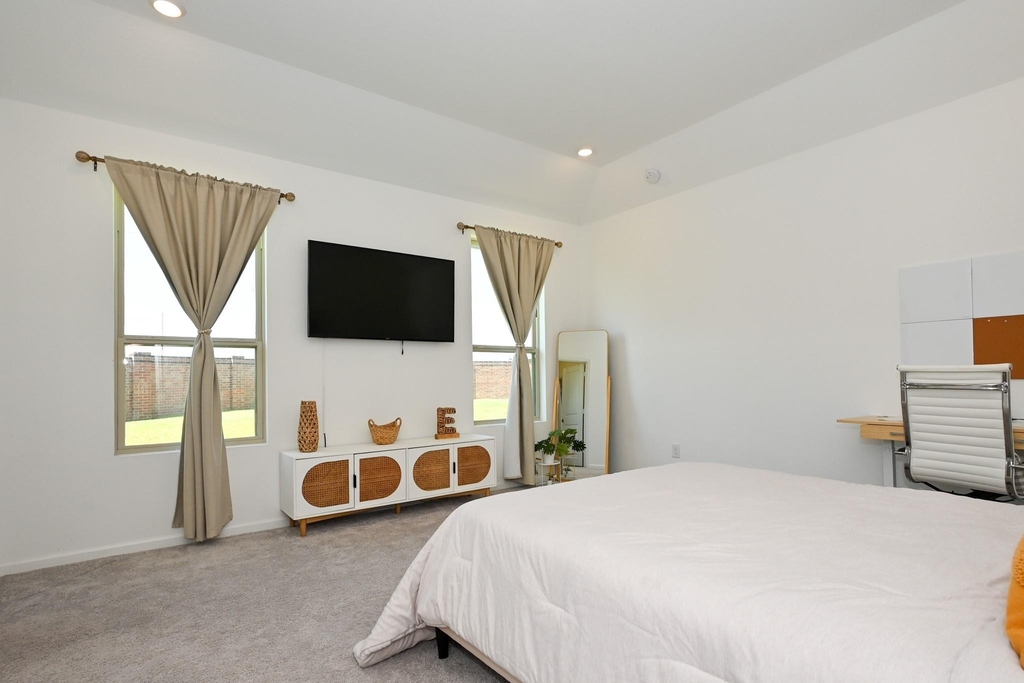 3057 Pensacola Drive - Photo 10