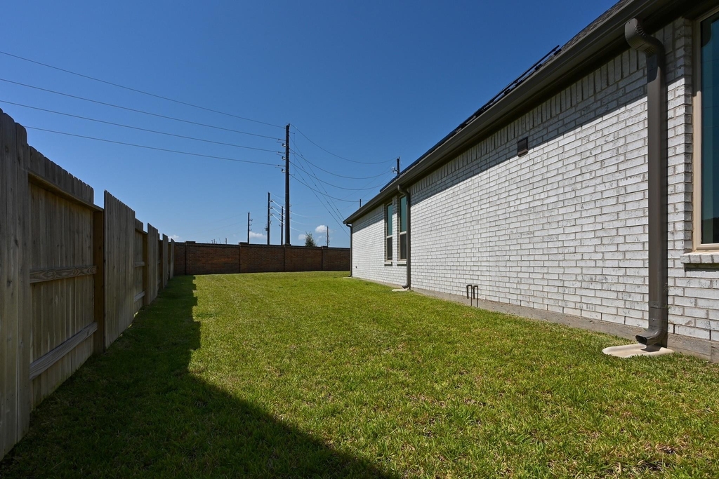 3057 Pensacola Drive - Photo 36