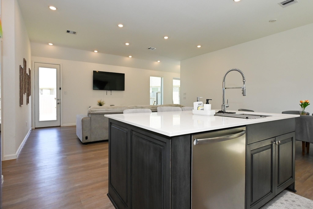 3057 Pensacola Drive - Photo 21
