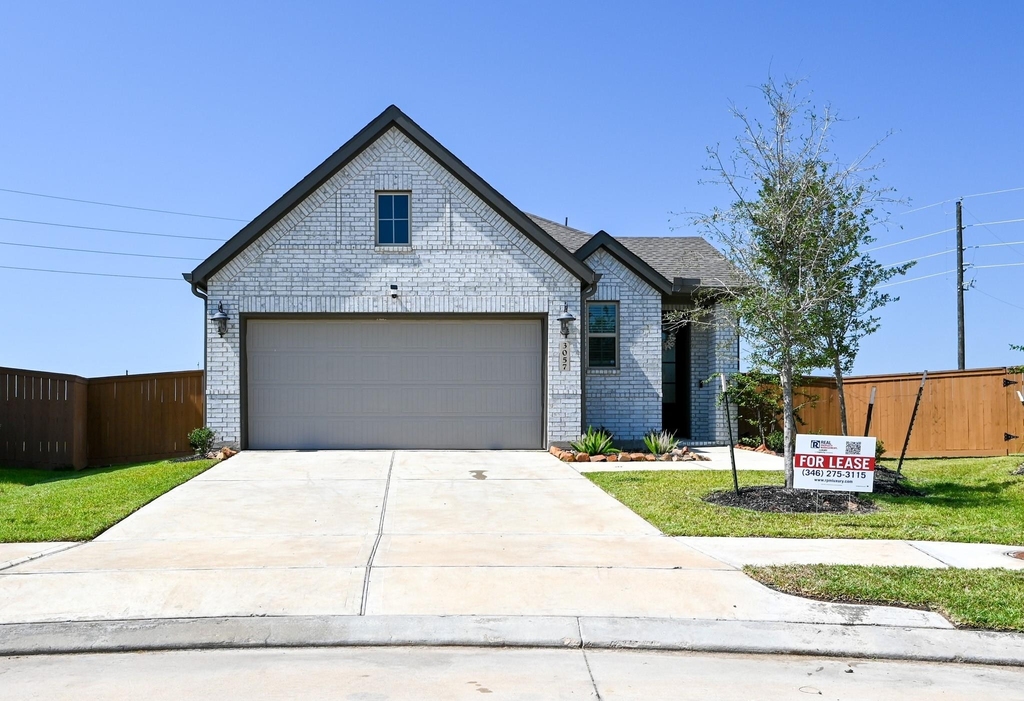 3057 Pensacola Drive - Photo 1