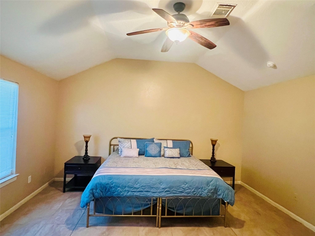22814 Tree House Lane - Photo 8