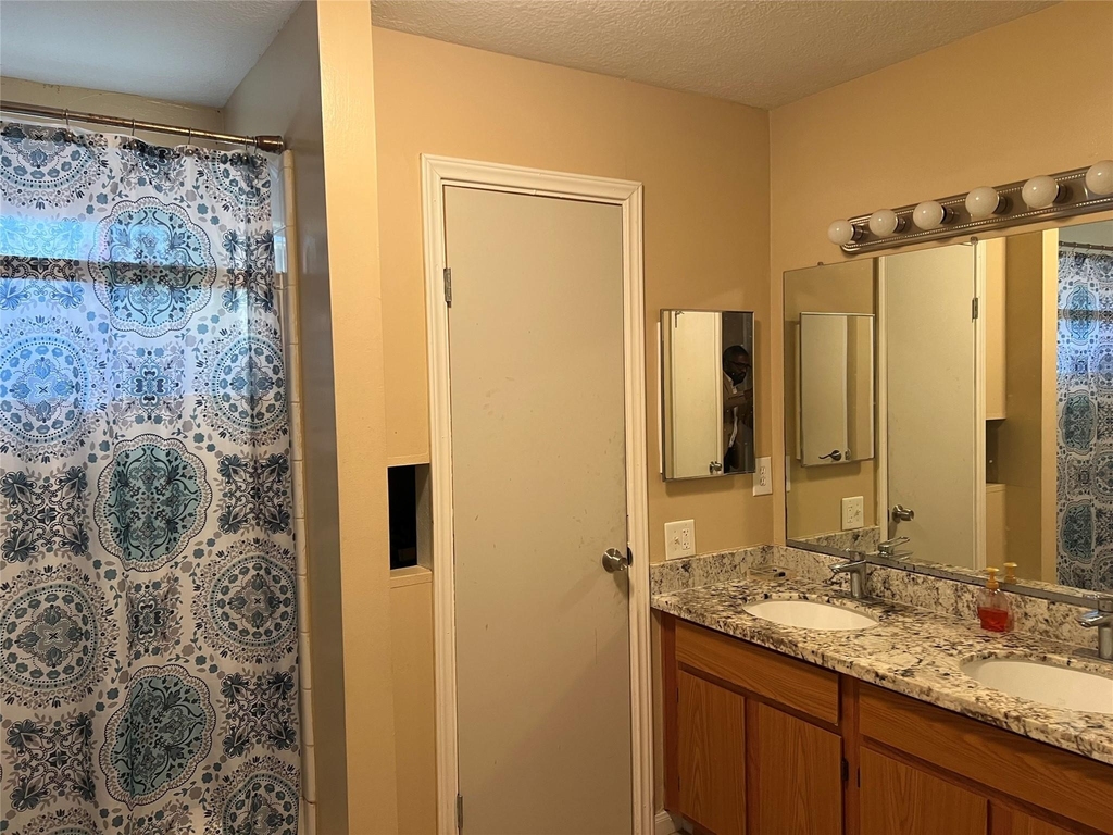 22814 Tree House Lane - Photo 9