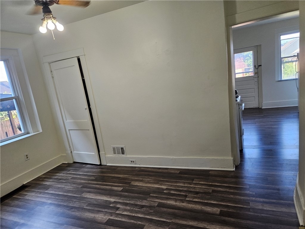 1310 Brinton Ave - Photo 6
