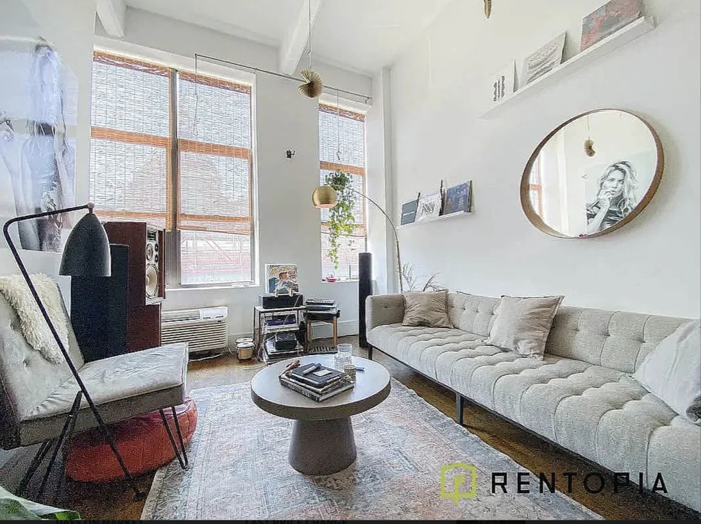 808 Driggs Avenue - Photo 3