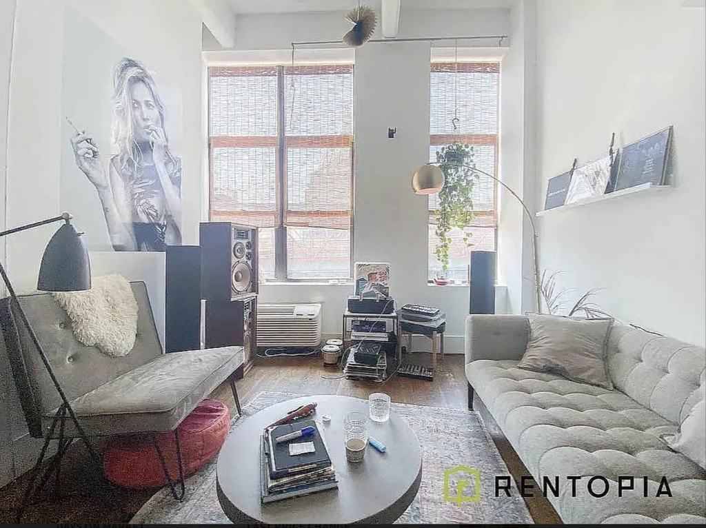 808 Driggs Avenue - Photo 2