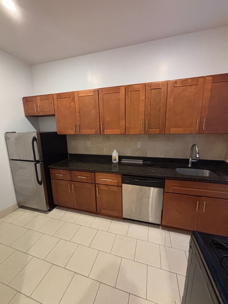 West 172nd Street - Photo 3