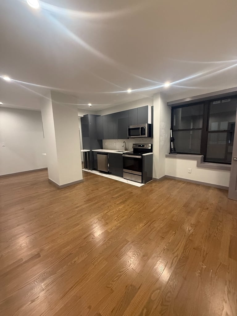600 West 150th Street - Photo 2