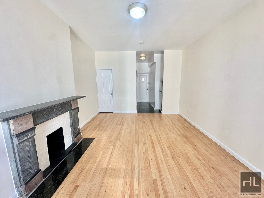 East 84th Street - Photo 1
