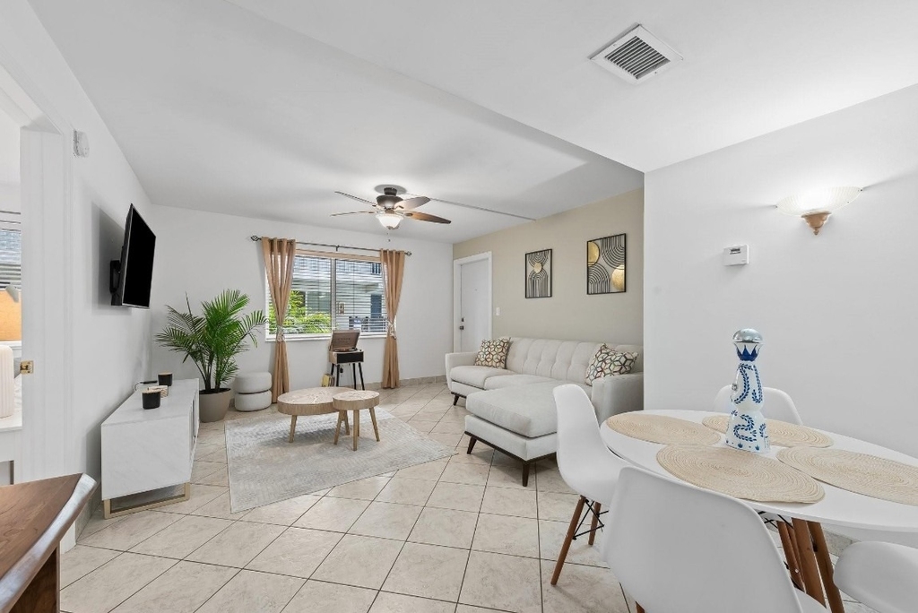 1000 Se 15th Street - Photo 1