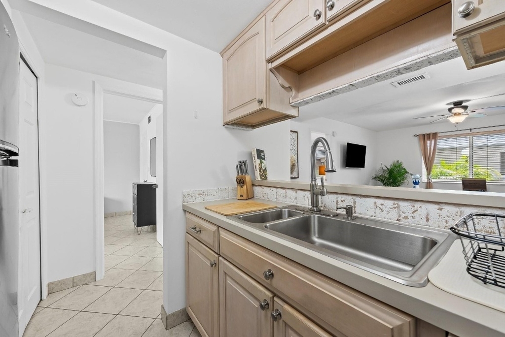 1000 Se 15th Street - Photo 6