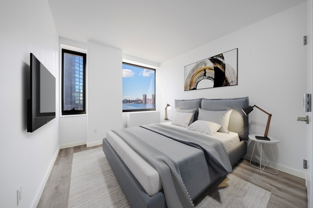 85 Commercial Street - Photo 3
